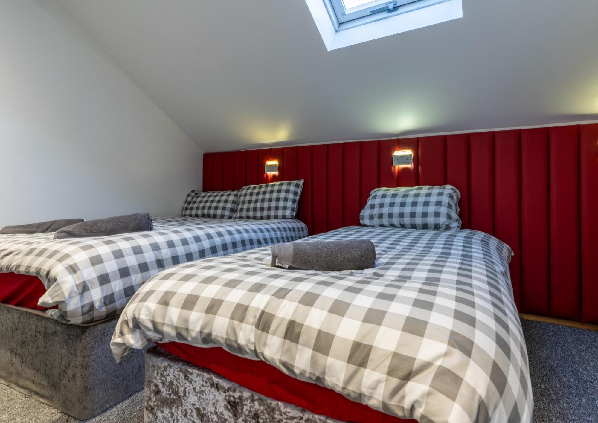 The Breckfield Aparthotel Liverpool Exterior photo
